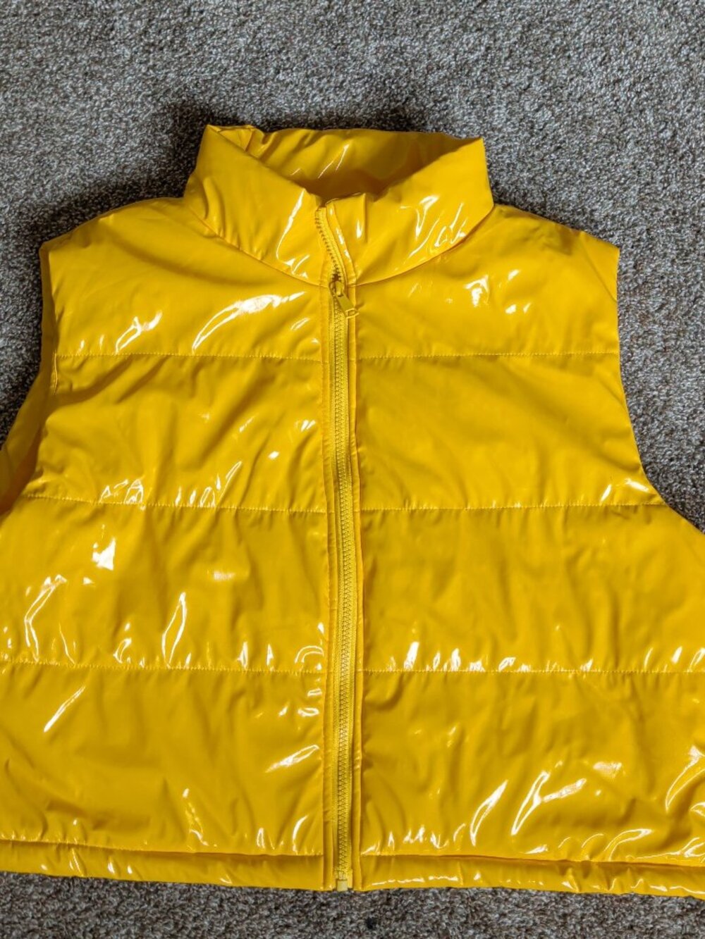 Daisy Womens Size 2X Mango Coloring Full Zip Short Length Sleeveless Vest